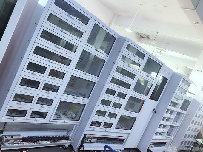 máquina de venda automática do cacifo 1500W para OEM 3 da certificação do CE da sobremesa