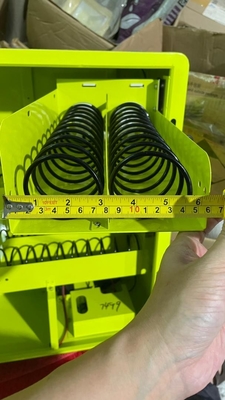 Máquina de venda automática mais leve do banco do poder do papel de cigarro do tela táctil para o hotel