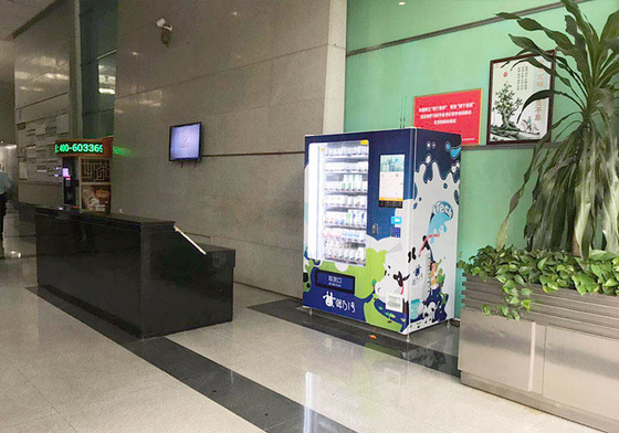 Máquina de venda automática do fruto fresco do OEM combinado com rede do cacifo 4G