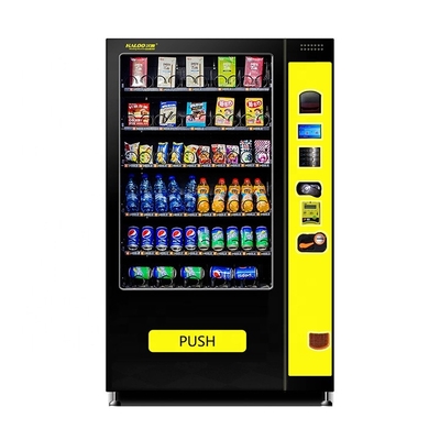 Teclado numérico que toca na máquina de venda automática refrigerando do metro das máquinas de venda automática para o alimento e as bebidas